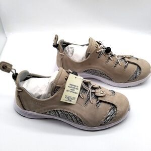 Pandere Women Expandable‎ Leather Sneaker Size 12 Barista Sport Gray Nubuck